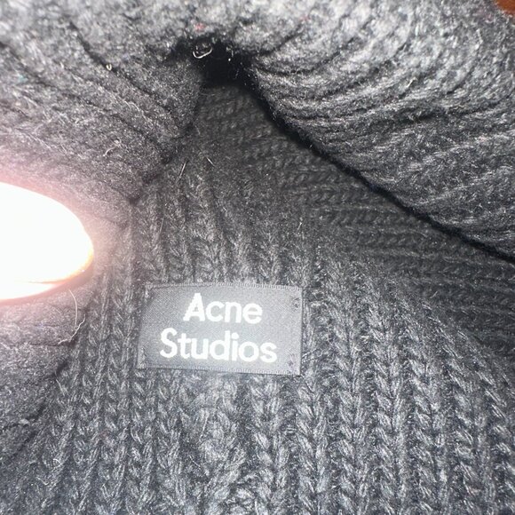 Acne Studios Large Face Logo Beanie - Picture 4 of 5